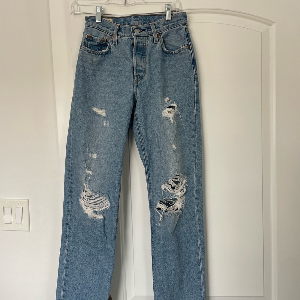 Levi’s Women’s Distressed Blue Mid Rise Jeans
